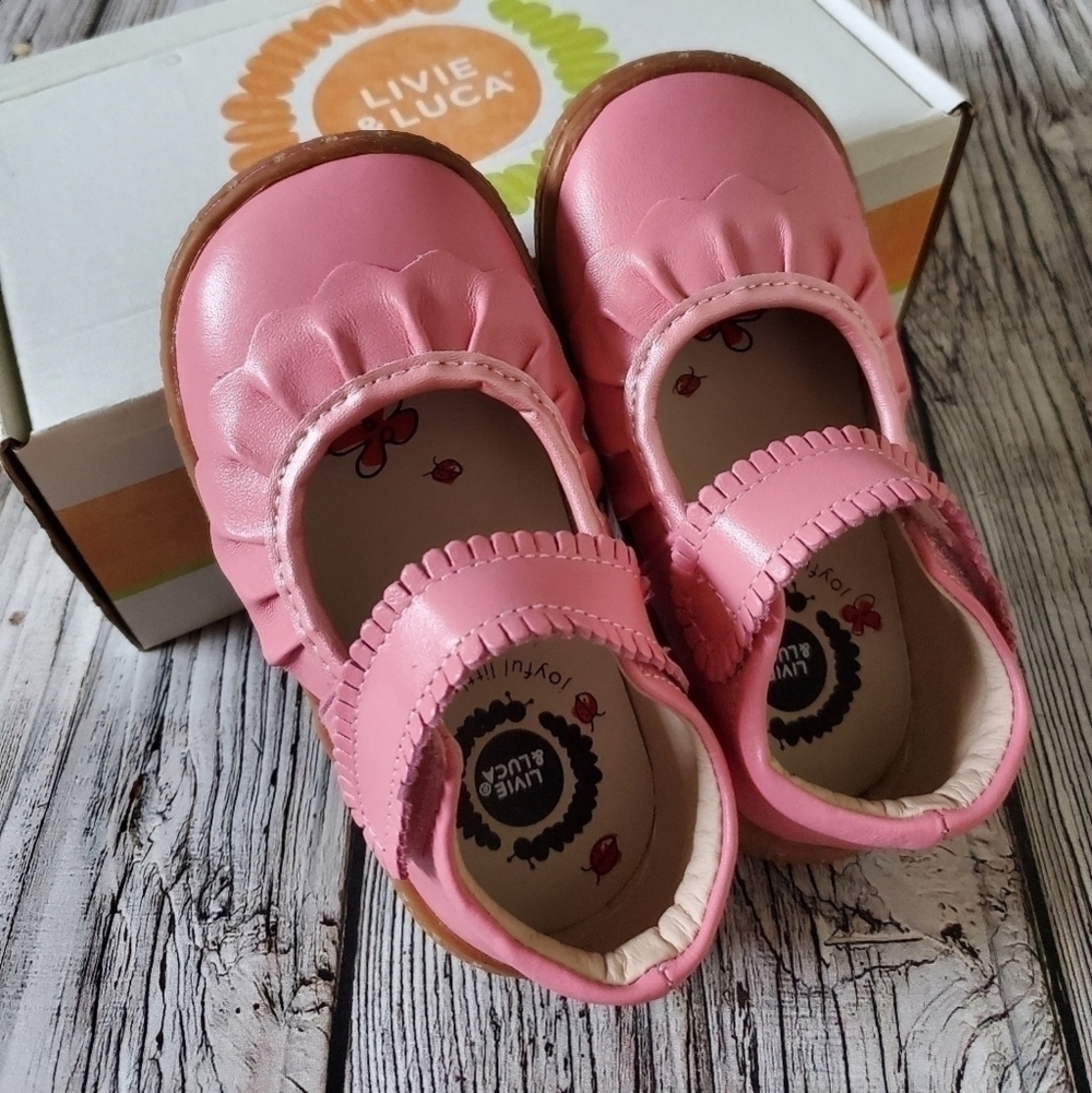 New WITHOUT Box Livie and Luca Ruche Mary Jane Shoes Guava Shimmer